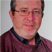 Profesor de inglés con experiencia a todos los niveles. Profesor de castellano y catalán en la ESO. Tengo el B2 de alemán por la EOI